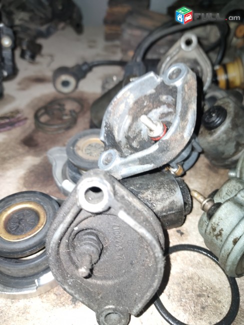 Mercedes karteri dachik dachikner w202 w124 kuzov 