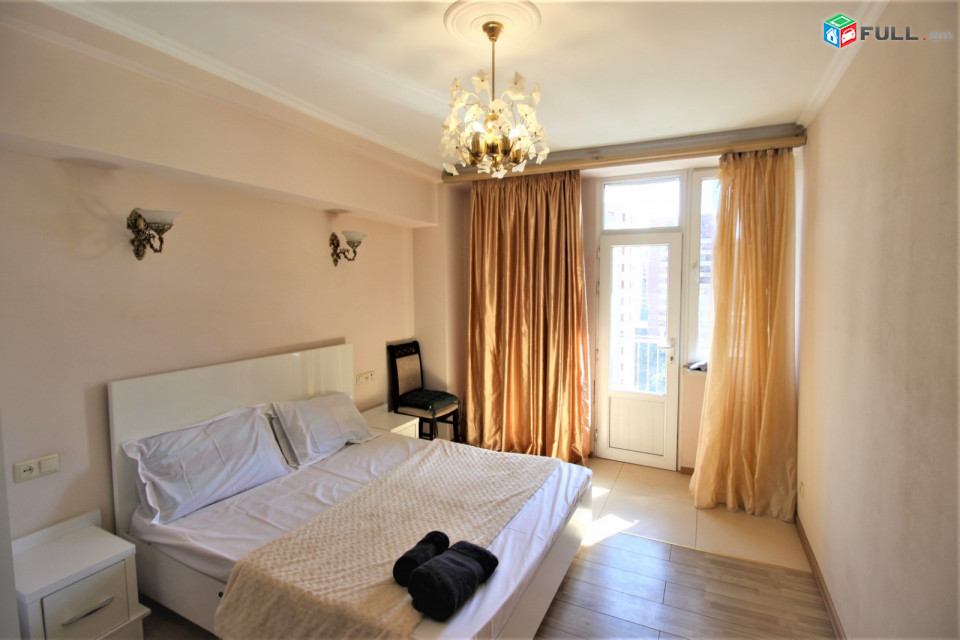 Պուշկինի փողոց, 3 սենյականոց բնակարան, 70քմ, for rent, կոդ B1447