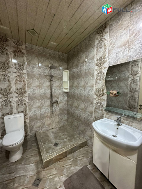Կենտրոնում՝ Արգիշտի փողոցում, Քարֆուր սուպերմարկետի հարևանությամբ վարձով է տրվում 2 սենյականոց բնակարան, For rent, կոդ B1551