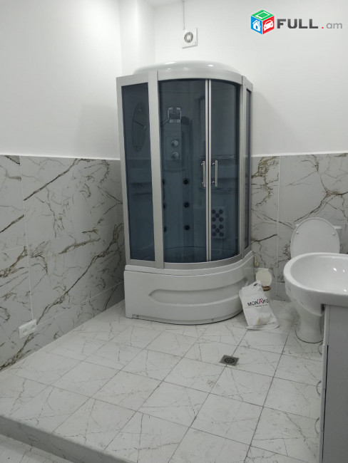 Վարձով է տրվում բազմաֆունկցիոնալ տարածք For rent կոդ G2410
