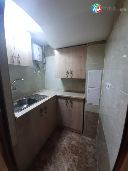 Վարձով է տրվում կոմերցիոն տարածք։For rent կոդ G2429