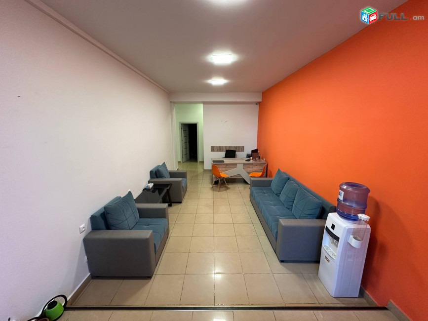 Վարձով է տրվում կոմերցիոն տարածք։ For rent կոդ G2469