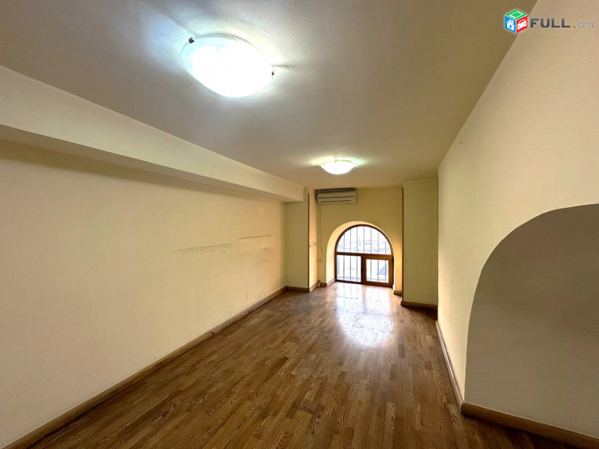 Վարձով կոմերցիոն տարածք։ For rent կոդ G2502