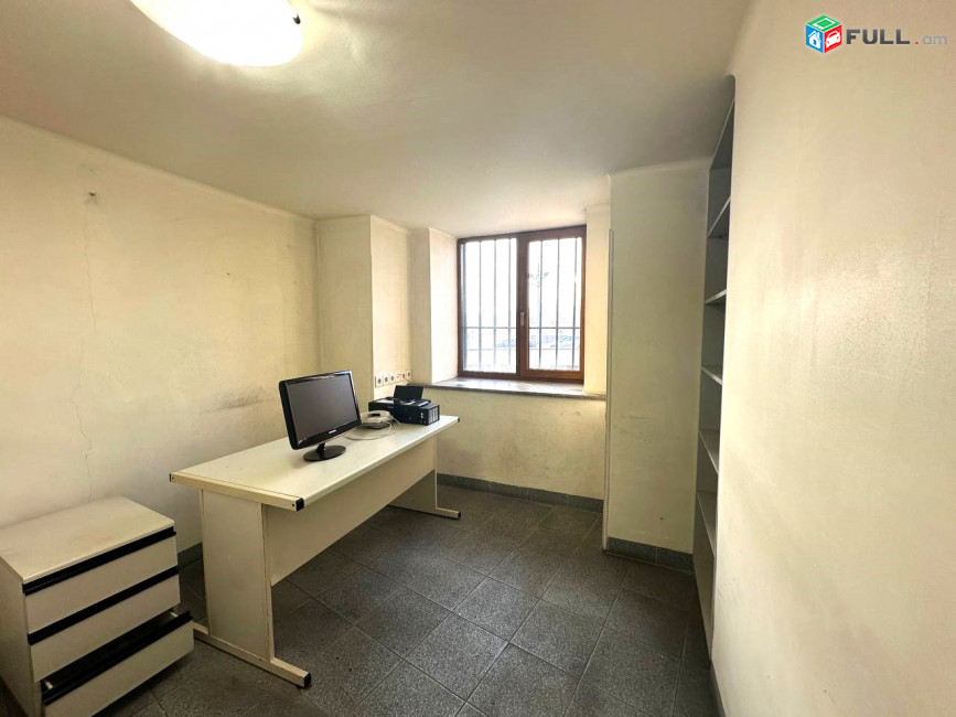Վարձով կոմերցիոն տարածք։ For rent կոդ G2502