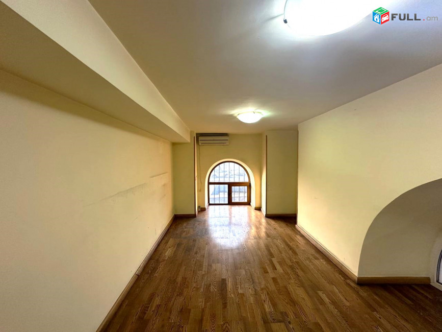 Վարձով կոմերցիոն տարածք։ For rent կոդ G2502