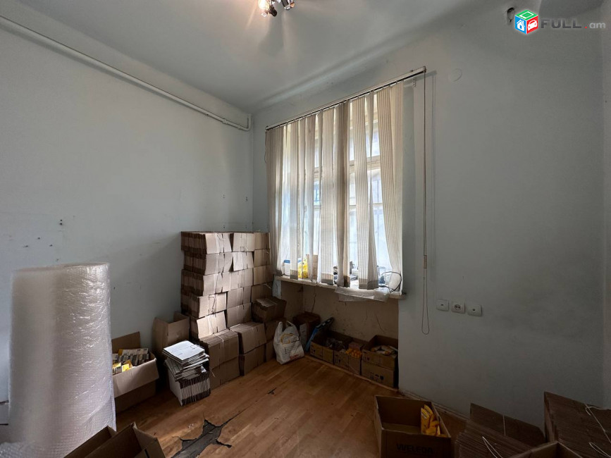 Կիևյան փողոցում՝ 1-ին գիծ, վարձով է տրվում հարմարավետ կոմերցիոն տարածք, Ащк кутеկոդ G2536