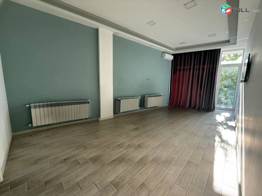 Վարձով կոմերցիոն տարածք։ For rent կոդ G2577