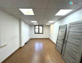 Կենտրոնում վարձով է տրվում կոմերցիոն տարածք։ For rent կոդ G2402-1