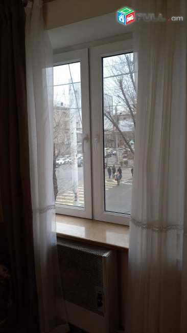 Vardzov e trvum 2 senyakanoc bnakaran