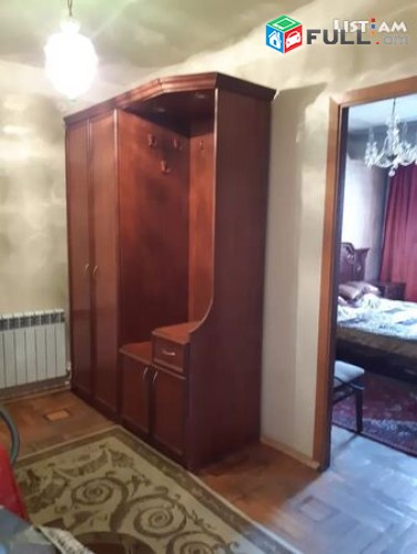 Vardzov e trvum 3 senyakanots bnakaran Kentronum