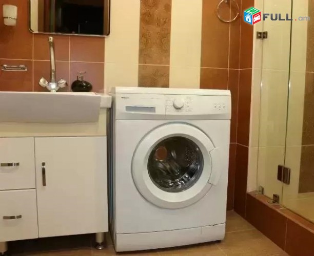 Vardzov e trvum 2 senyakanoc bnakaran Kentronum