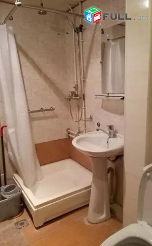 Vardzov e trvum 3 senyakanoc bnakaran Kentronum