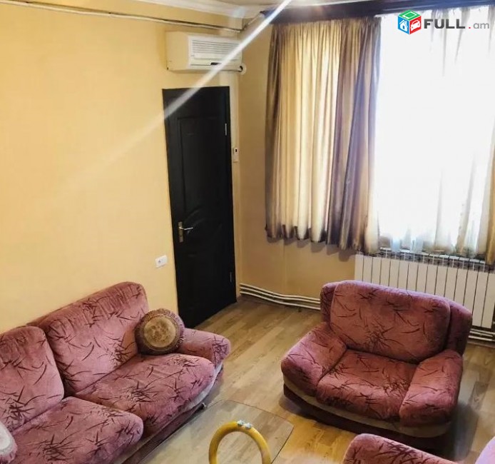 Oravardzov e trvum 2 senyakanots bnakaran Kentronum