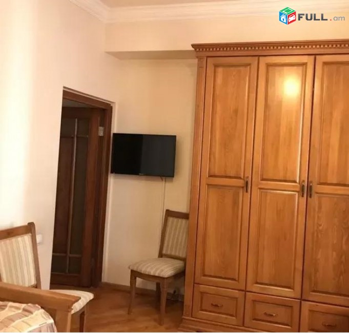 Vardzov e trvum 4 senyakanoc bnakaran Kentronum