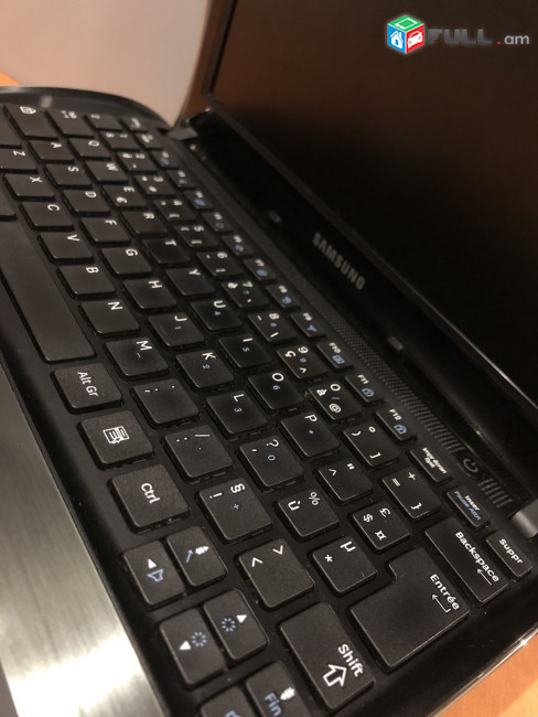 Samsung NP-NF210 Netbook 1,5Ghz 1GB 200GB Win 8 Նեթբուք Нетбук 1,5 ժամ 10,1"