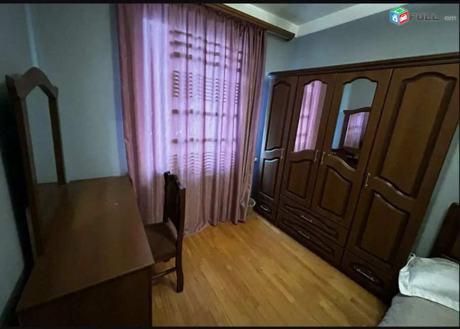 Արաբկիր, Օրբելի փողոց, մոտ է Բաղրամյան խաչմերուկին