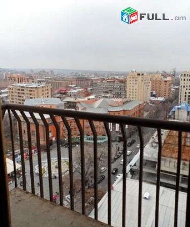 2-4 sen. bnakaranner norakaruyc shenqum, Abovyan poxocum