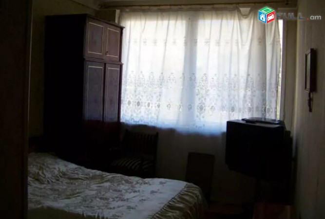 Duplex 3 sen. bnakaran hatuk naxagci shenqum, Papazyan poxoc