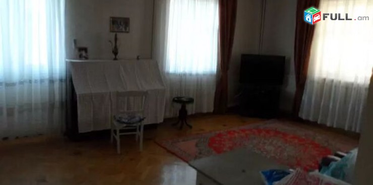 Erahark, veranorogvac arandznatun vardzov Aygestanum