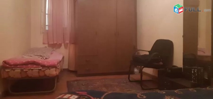 Varcov bnakaran Tpagrichneri poxocum