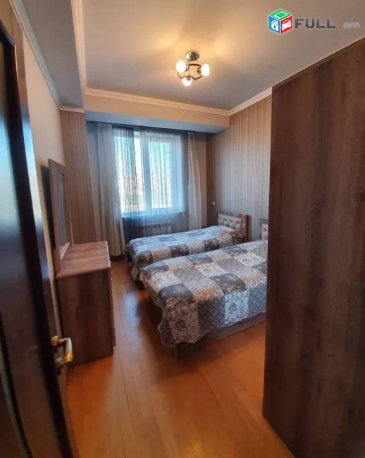 Varcov e trvum 3 senyakanoc  bnakaran Leningradyan poxoci NORAKARUYC shenqum