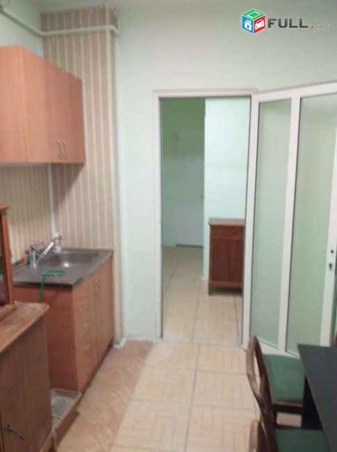 Գրասենյակային տարածք, Vagharsh Vagharshyan street Արաբկիրում, 55 ք.մ.