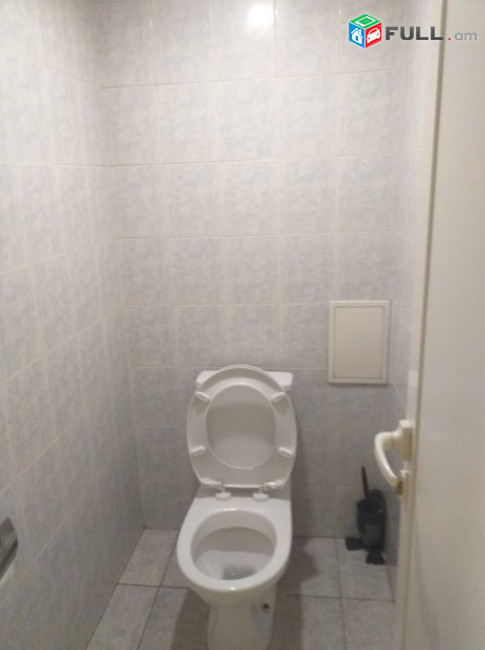 Գրասենյակային տարածք, Vagharsh Vagharshyan street Արաբկիրում, 55 ք.մ.