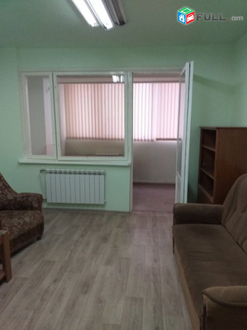 Գրասենյակային տարածք, Vagharsh Vagharshyan street Արաբկիրում, 55 ք.մ.