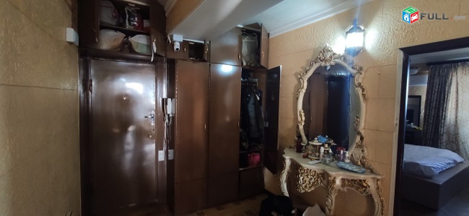 Բադալյան նախագիծ,4-րդ մասիվ 3սենյակ, 104քմ կապիտալ վերանորոգված 14-12 հարկ