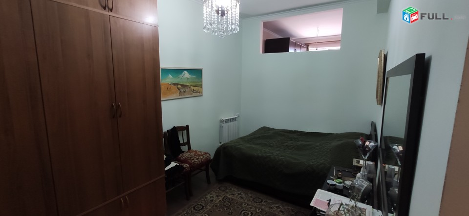 51 քմ-3սենյակ սարքած,ամբողջ գույքով,և թանկ նկարներով