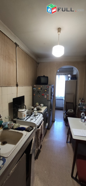 Անդրանիկի փողոց,1-2 սենյակ 45քմ,ընտիր կաղնու հատակով,բնակարան
