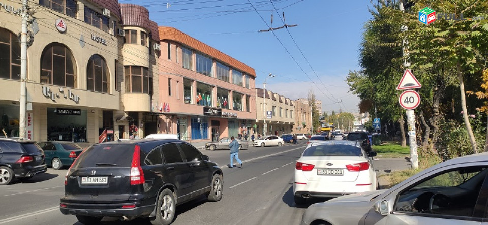 Անդրանիկի փողոց,1-2 սենյակ 45քմ,ընտիր կաղնու հատակով,բնակարան