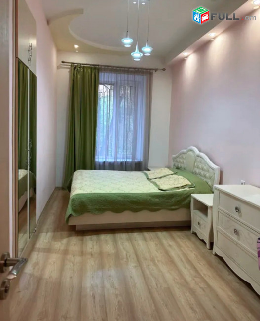 Օրավարձով 2 սենյականոց բնակարան Բաղրամյան պողոտայում