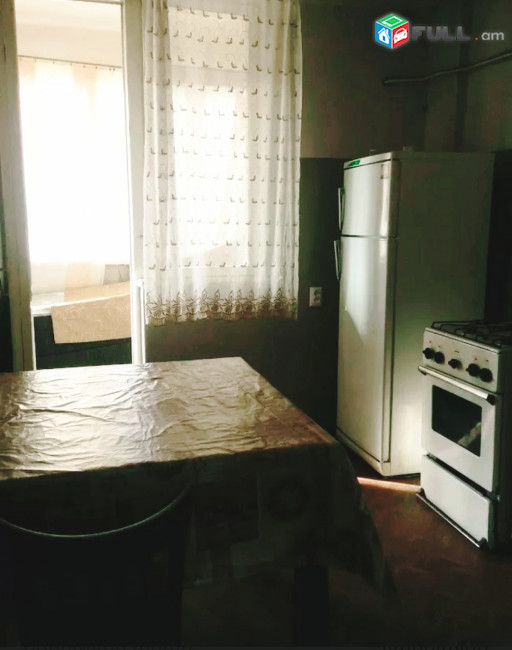 Վարձով 2 (ձևափոխած 3-ի) սենյականոց բնակարան Ագաթանգեղոսի փողոցում