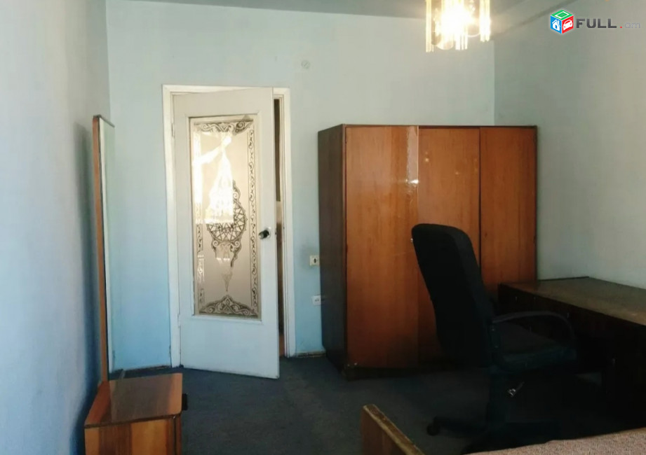 Վարձով 2 (ձևափոխած 3-ի) սենյականոց բնակարան Ագաթանգեղոսի փողոցում