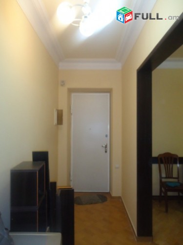 Վարձով 2 (ձևափոխած 3-ի) սենյականոց բնակարան Նալբանդյան փողոցում, 68մք