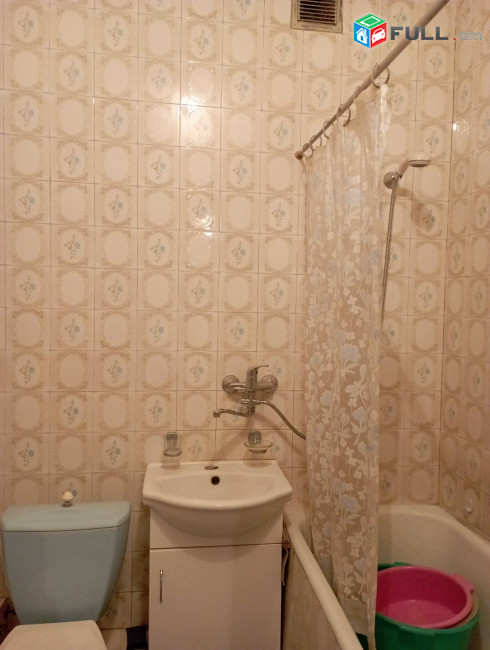 Վարձով 1 (ձևափոխած 2-ի) սենյականոց բնակարան Վրացական փողոցում 
