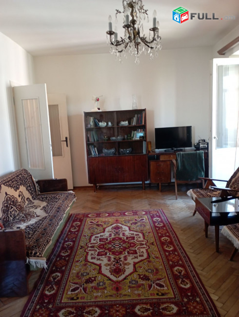 Վարձով 1 (ձևափոխած 2-ի) սենյականոց բնակարան Վրացական փողոցում 