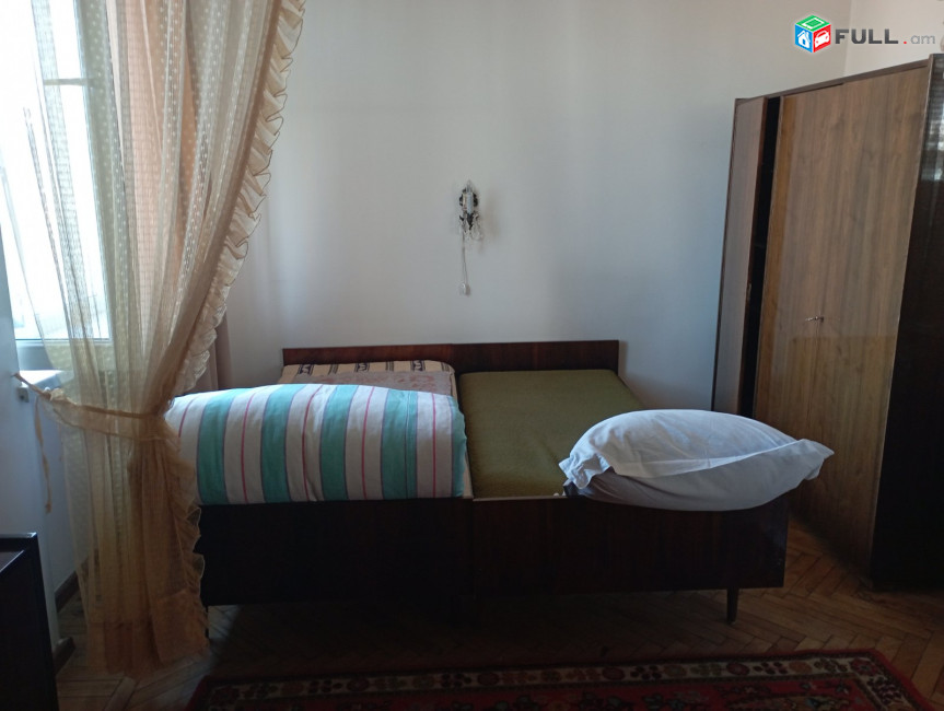 Վարձով 1 (ձևափոխած 2-ի) սենյականոց բնակարան Վրացական փողոցում 