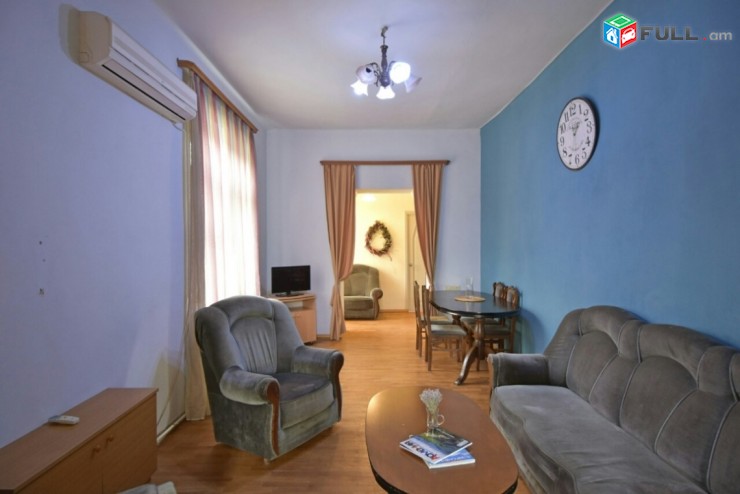 Վարձով 2 (ձևափոխած 3-ի) սենյականոց բնակարան Նալբանդյան փողոցում