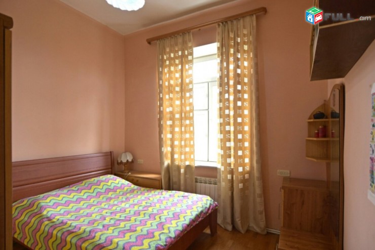Վարձով 2 (ձևափոխած 3-ի) սենյականոց բնակարան Նալբանդյան փողոցում
