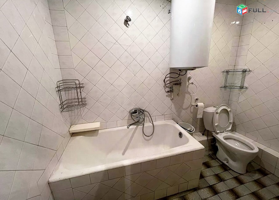 Փակ Շուկայի մոտ լիարժեք 2 սենյակ ԿՈԴ 1214