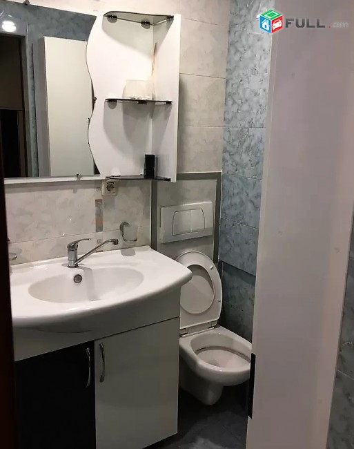 Փոքր Կենտրոն / 2 սենյակ / Բաց պատշգամբ / ԿՈԴ 1228