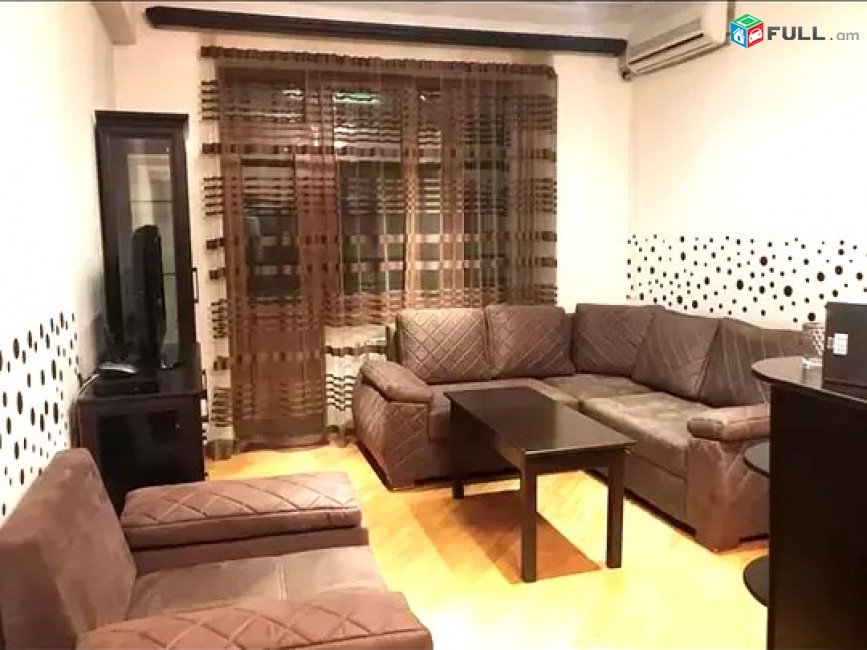 Քաղաքապետարնաի մոտ/ 2 սենյակ/ բաց պատշգամբ ԿՈԴ 1260