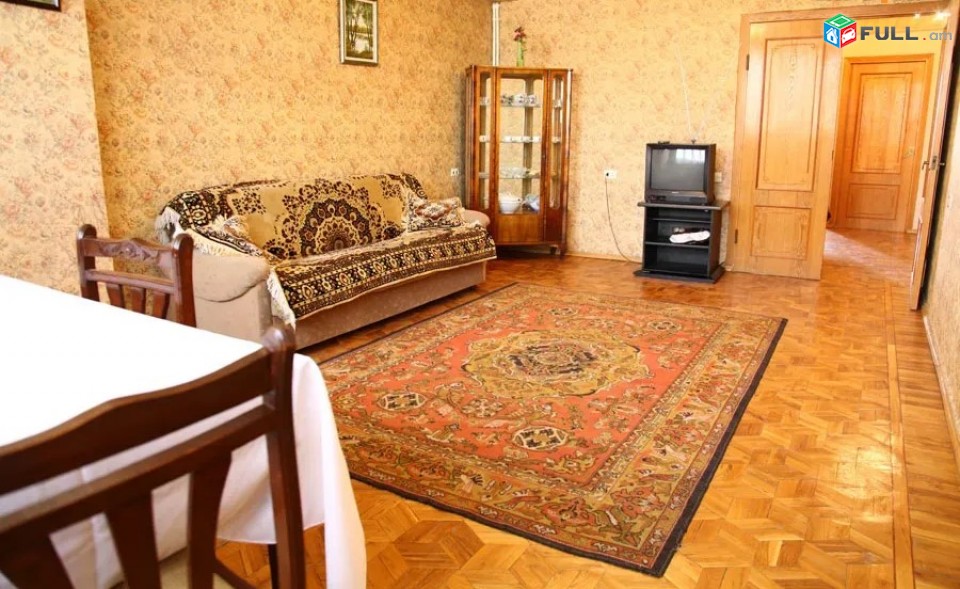 Փոքր Կենտրոնում լիարժեք 3 սենյակ/ Բաց Պատշգամբ ԿՈԴ 1409