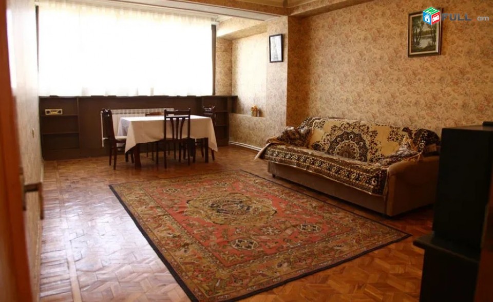 Փոքր Կենտրոնում լիարժեք 3 սենյակ/ Բաց Պատշգամբ ԿՈԴ 1409