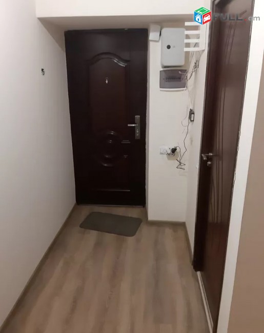 Փոքր Կենտրոն/ 100քմ/ գրասենյակային տարածք ԿՈԴ 1435