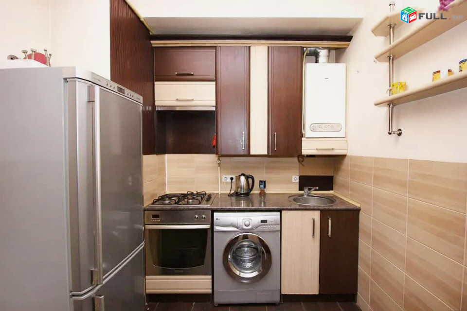 2 սեն․ բն․ Փոքր Կենտրոնում Kod - 21002