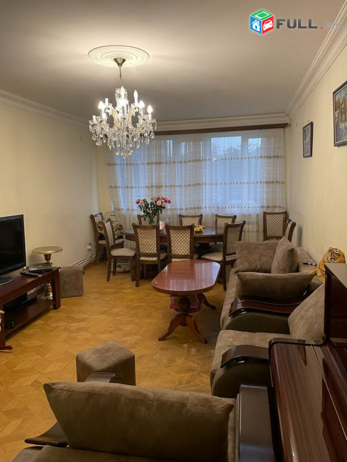 4 սենյականոց բնակարան Կիևյան փողոցում, 1/9 հարկ, կապիտալ վերանորոգված, կանգառի և մետրոյի մոտ