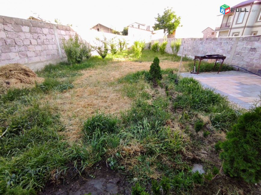 Բարձրարժեք Առանձնատուն. Ավանում SM055